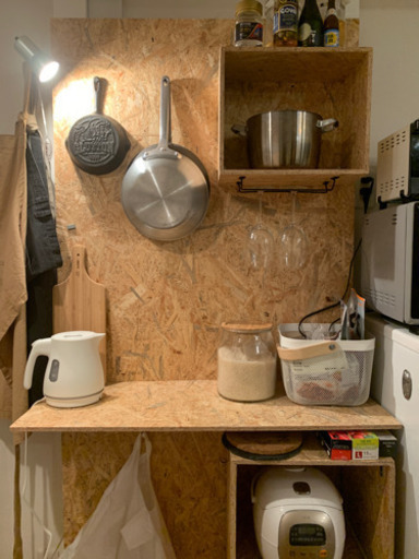 キッチン　収納　食器棚