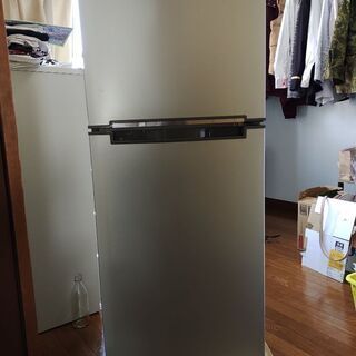 【2020年製】ほぼ新品!　138L冷凍庫　保証期間内