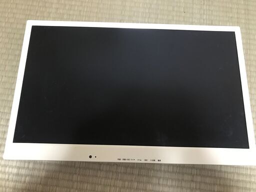 デジタルフルハイビジョン　LED液晶テレビ