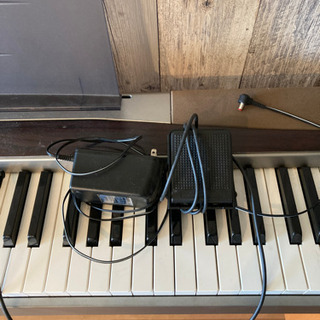 電子ピアノ　カシオ　