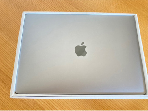 【ラスト値引き】MacBook MacBook Air 13.3インチ MRE82J/A スペースグレイ [Core i5(1.6GHz)/