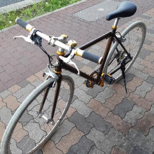売り切れました【中古自転車】GIANT　Tradist　アルミ　510mm　8speed ブラウン