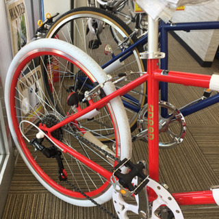 4/15  【新品✨】クロスバイク  ロードバイク  未使用✨レッド&ホワイト  6段変速  21テクノロジー