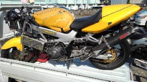 ホンダ VTR1000F 高級パーツ数点＋おまけ車体