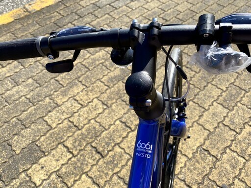 【新品】クロスバイク（適応身長170～185cm）ネストバカンゼ1・トーンブルー