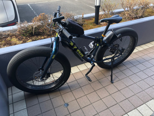 ファットバイクとその他付属品