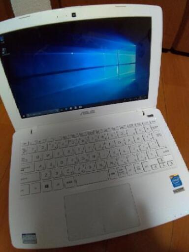 ノートパソコン ☆良品☆ ASUS ノートパソコン X200M