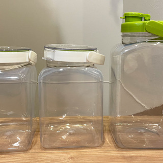 プラスチック製 保存容器 3個