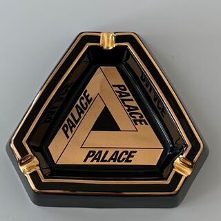 PALACE TRIFERG ASHTRAY BLACKGOLD パレス 灰皿 PALACE TRIFERG ASHTRAY BLACKGOLD パレス 灰皿 - メルカリ