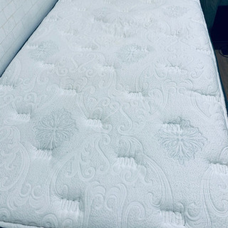 シーリー最上級　クラウンジュエル　ガーナイト3シングル