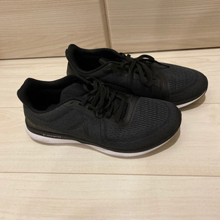 値段交渉可能　Reebok 26.5