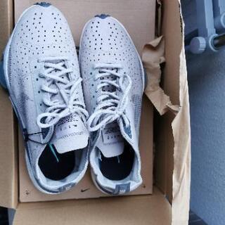 NIKE ZOOM TYPE 26.5 未使用 NIKE ZOOM TYPE 26.5 未使用