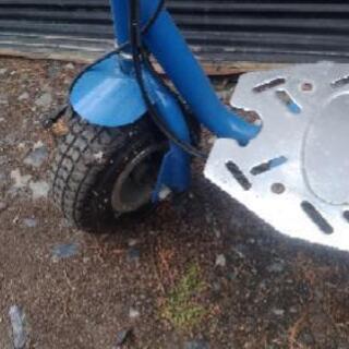 ゴーペッド？エンジンキックボード？