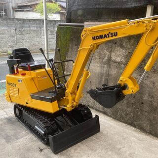 久留米発♪ 家庭菜園♪ コマツ 800Kgクラス ミニ ユンボ ショベル