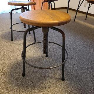 施設にもうすぐ寄贈します‼️アイアンオーク高級家具1セット‼️