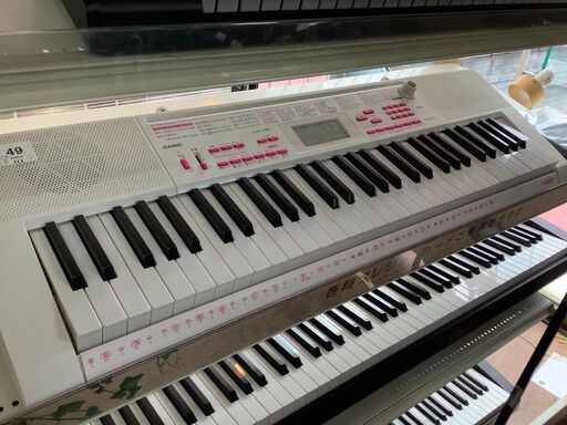 CASIO　キーボード　LK-121　2014年製