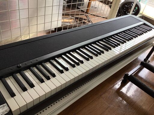 KORG　キーボード　B1　2016年製