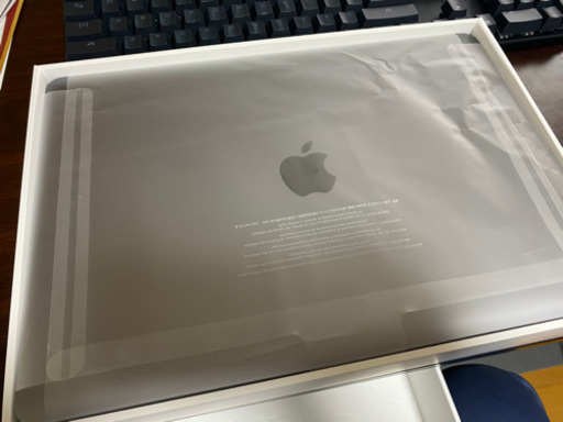 ほぼ新品(購入一ヶ月以下) 定価から1万円引 M1 Macbook Air - SSD