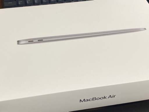 ほぼ新品(購入一ヶ月以下) 定価から1万円引 M1 Macbook Air - SSD
