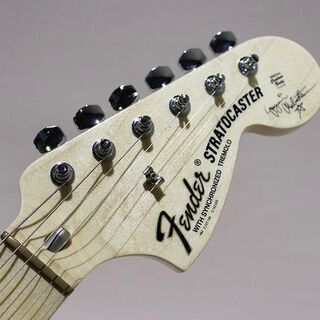 【苫小牧バナナ】極美品 Fender USA YNGWIE MALMSTEEN STRAT MN VWT UPGR メイプル指板/YJMFury搭載 純正HCなど付属あり マルムスティーン♪