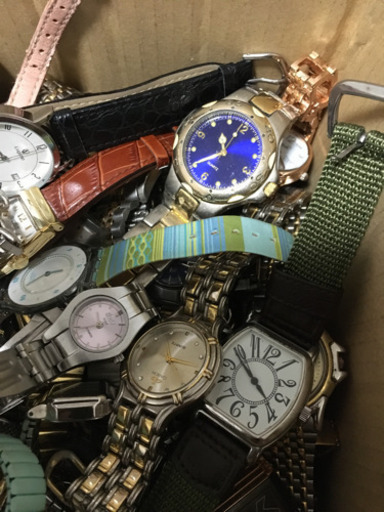 ⭐️腕時計ジャンク超大量7キロ越えの230本前後⭐️ ⭐️腕時計ジャンク超大量7キロ越えの230本前後⭐️