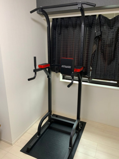 【商談中】ぶら下がり健康器具 懸垂マシン 懸垂器具 筋力トレーニング 室内