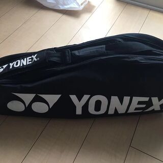 【ネット決済】YONEXスポーツバッグ+バドミントンラケット2