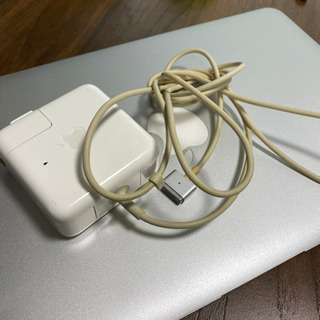 【完動品】MacBook Air 11インチ 初期化済み