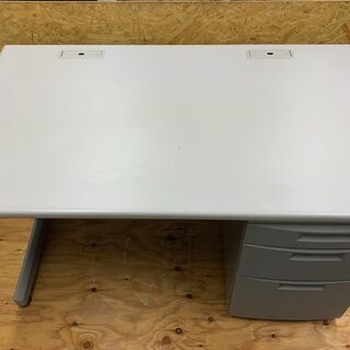 ITOKIのオフィスデスク、オフィスチェア安くお譲り致します。