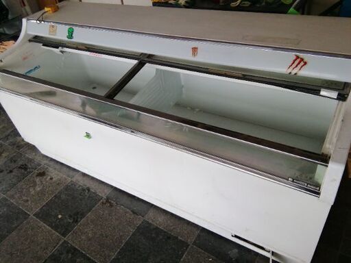 SANDEN　業務用冷凍庫　店舗用　大型冷凍庫　ストッカー　サンデン　GSR-1800ZB
