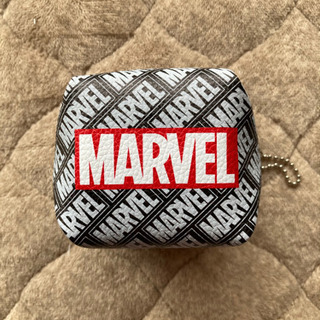 MARVELの小さなポーチ