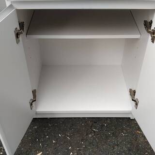 土井インテリア工業株式会社 食器棚 ホワイト 売ります。 地域限定設置