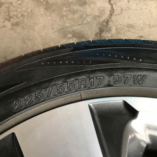 スバルXVタイヤ純正アルミホイール