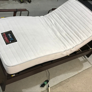 美品！介護ベッド◇プラッツ◇シモンズのマットレス付◇P201-5K 