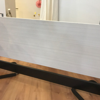 【ネット決済】ベビーフェンス120cm 自立置き型マグネット壁紙白