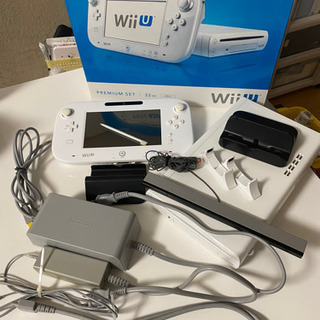 Wii U セット、リモコン、ヌンチャク、カセット付き　取引先決...