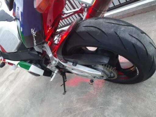 CBR954RR カストロールカラー　モリワキマフラー