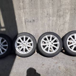 ハイエース100系　タイヤ他