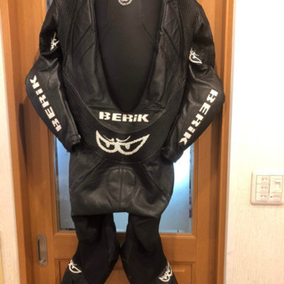 東京葛飾区発ベリックレーシングスーツXL
