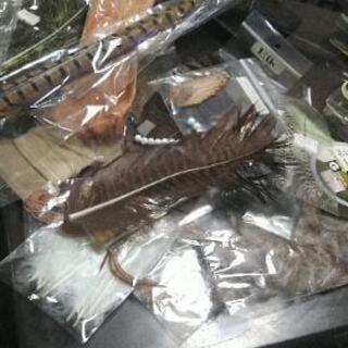 ダイナキングキングフィッシャーバイス、ドクタースリックタイイングツール他マテリアルセット