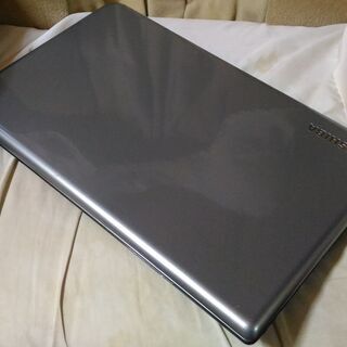 【けっこうきれい】USキーボード搭載 東芝ノートパソコン ワイヤレスマウスプレゼント中 (15.6型 Ivy Bridge ペンティアム) - 売ります・あげます