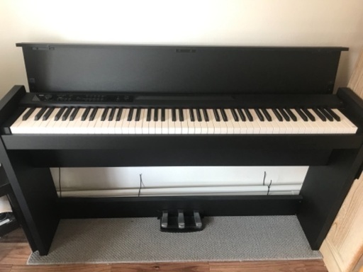 ☆値下げしました☆88鍵盤 電子ピアノ（2019年製 KORG LP-380 ブラック