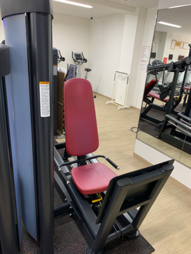 トレーニング器具 レッグプレス