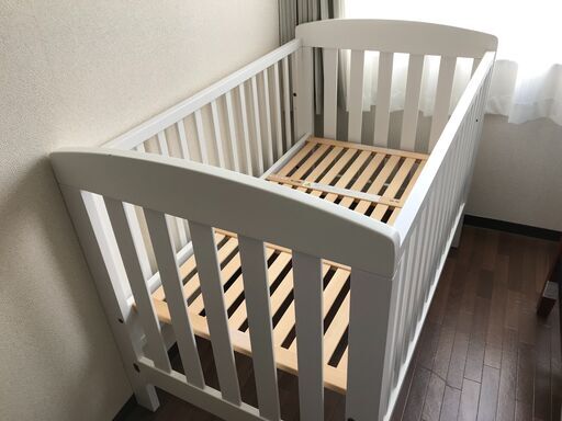 BOORIのベビーベッドです。