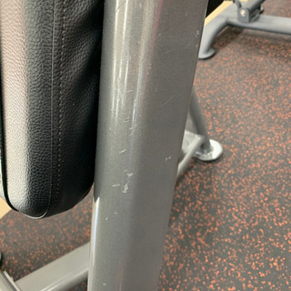 トレーニング器具　プリーチャーアームカール