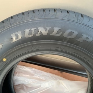 ストア ハイエース新車外しタイヤのみ