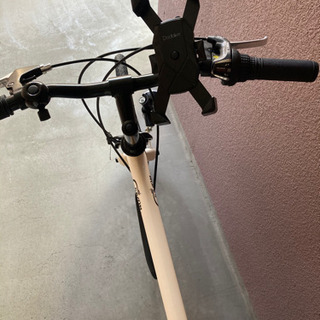 自転車　クロスバイク　荷台・泥除け・スマホホルダー・ロックチェーン付き