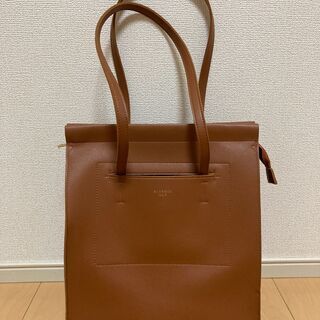 [直接取引]  A4 トートバック 合皮 ブラウン 中古 美品