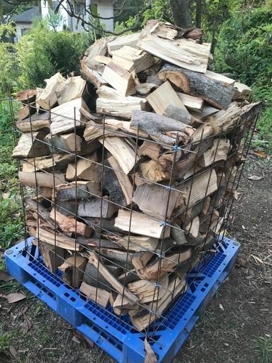 【少量も可能です】軽トラック荷台あおり 未乾燥 広葉樹 規格外 コロ薪