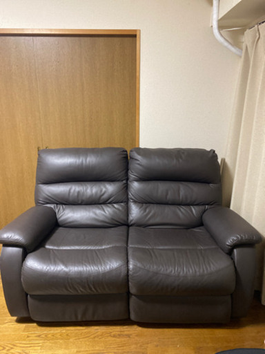 ニトリ 2人用電動本革リクライニングソファ | gasreg.org.eg